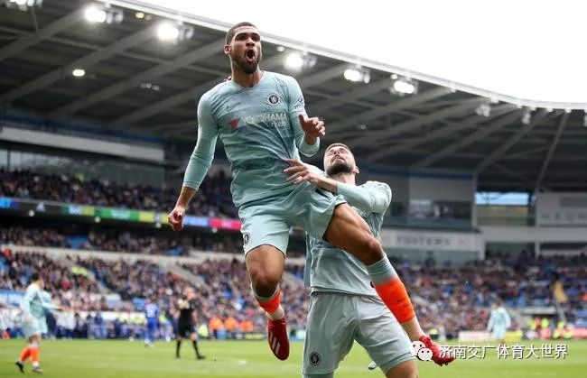  萨拉赫造点加绝杀，利物浦险胜热刺取三分  