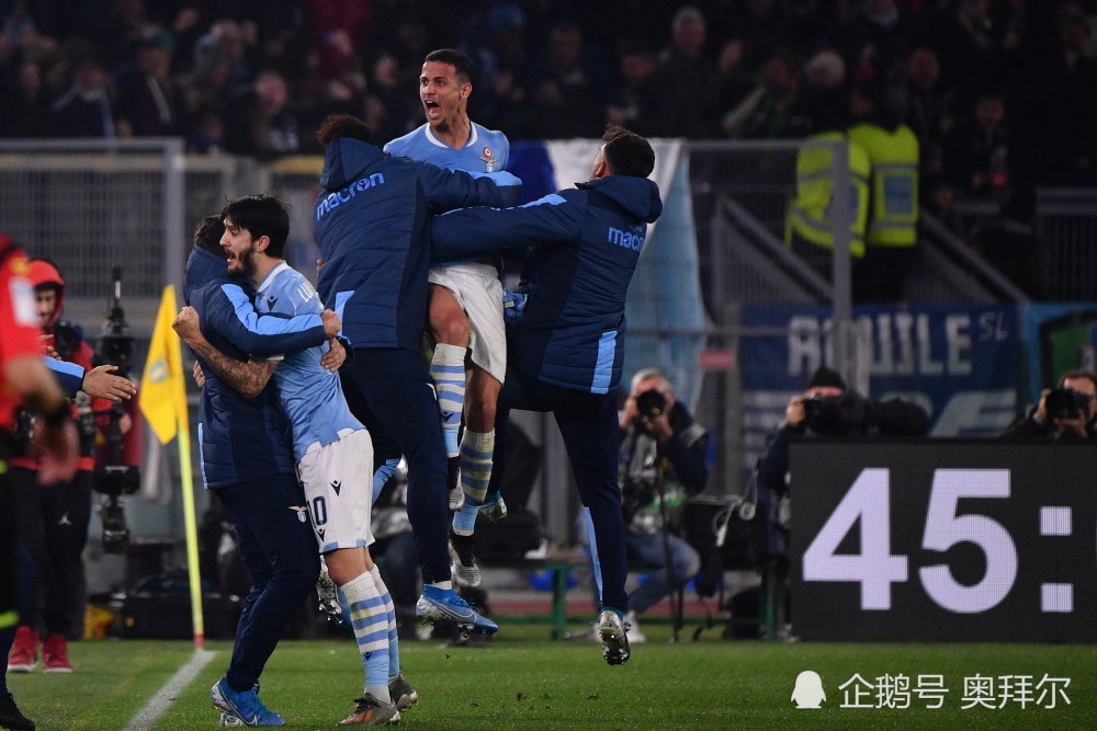  尤文防线失误连连，阿莱格里怒批态度问题  